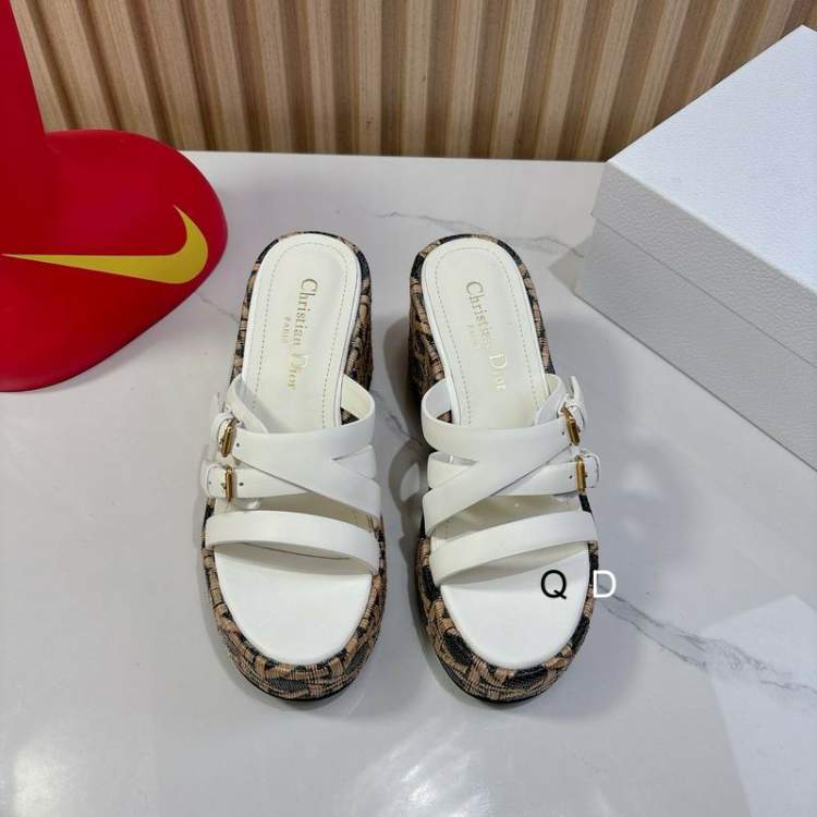 Picture of Dior Shoes _SKUDiorsz35-406CMGDT04033751